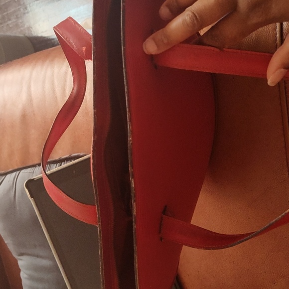 LV Red EPI Bag - Picture 4 of 6